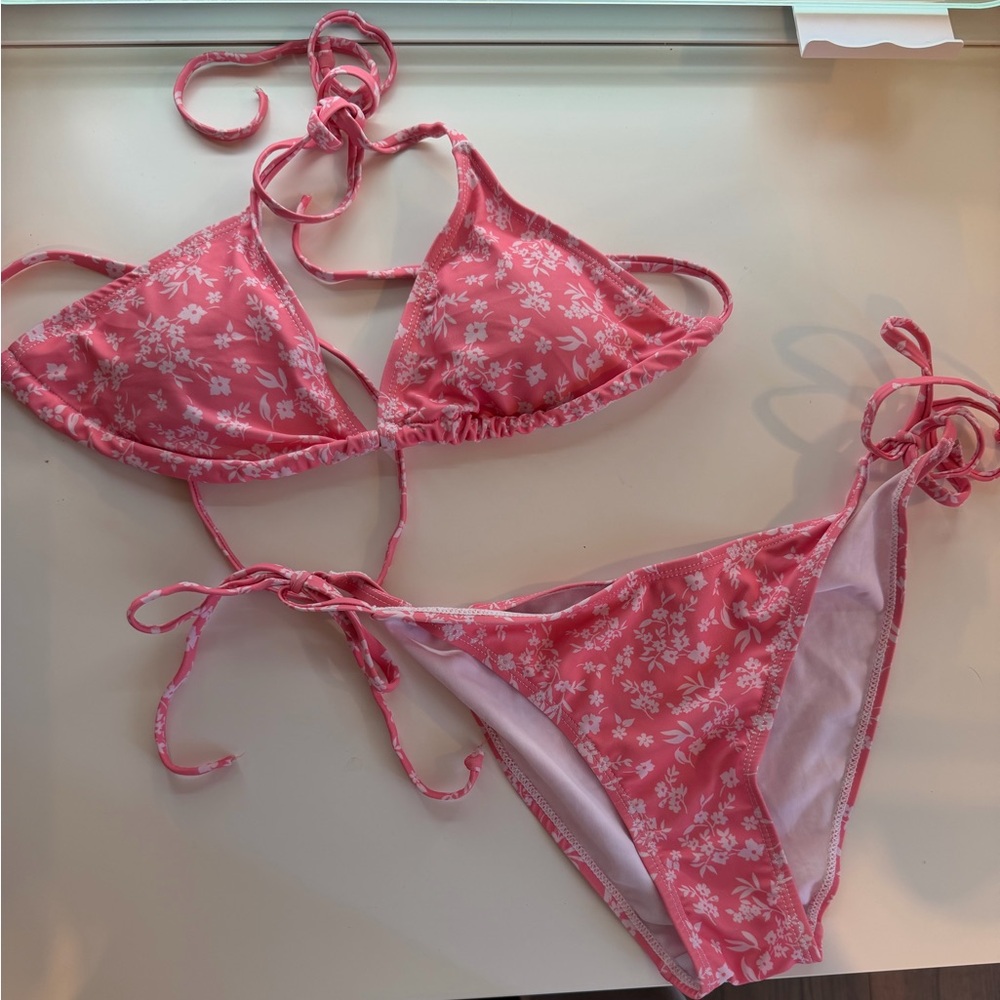 SHEIN Pink and White Floral Bikini